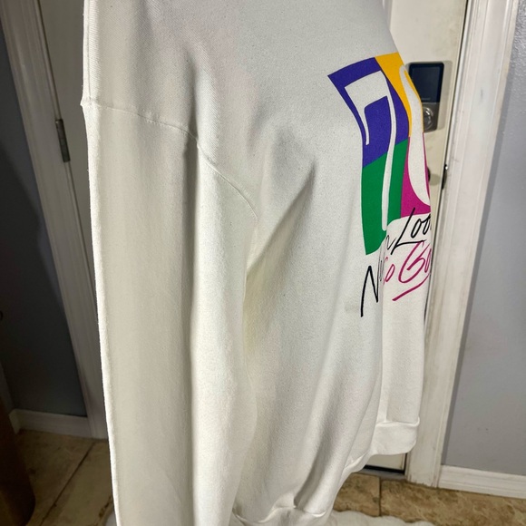 L Vintage 90's USA 70 Never Looked So‎ Good Sweatshirt Humor 70th Birthday - Picture 5 of 11